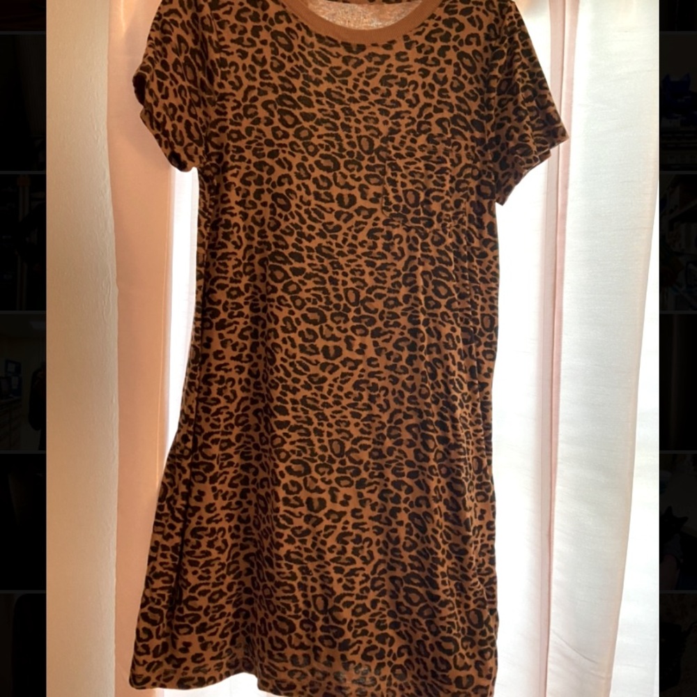 Leopard print Tshirt dress size M